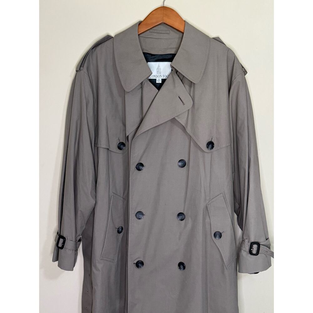 London Fog Double Breasted Trench Coat Men's Size 42 Short Belted Grayish-Tan - Picture 2 of 9